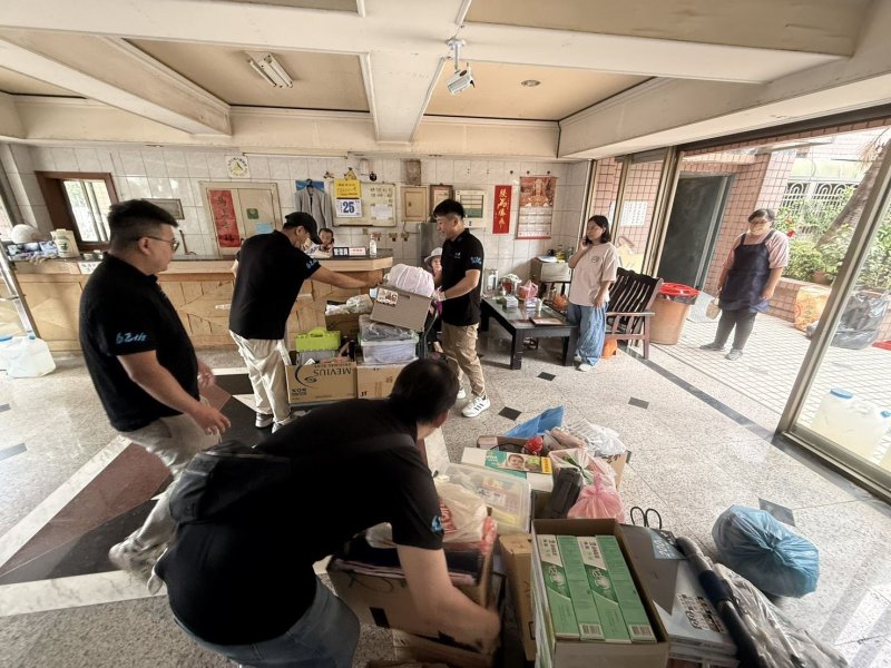 屏東國際青年商會協助暖心行動響應公益　助弱勢家庭重整生活空間