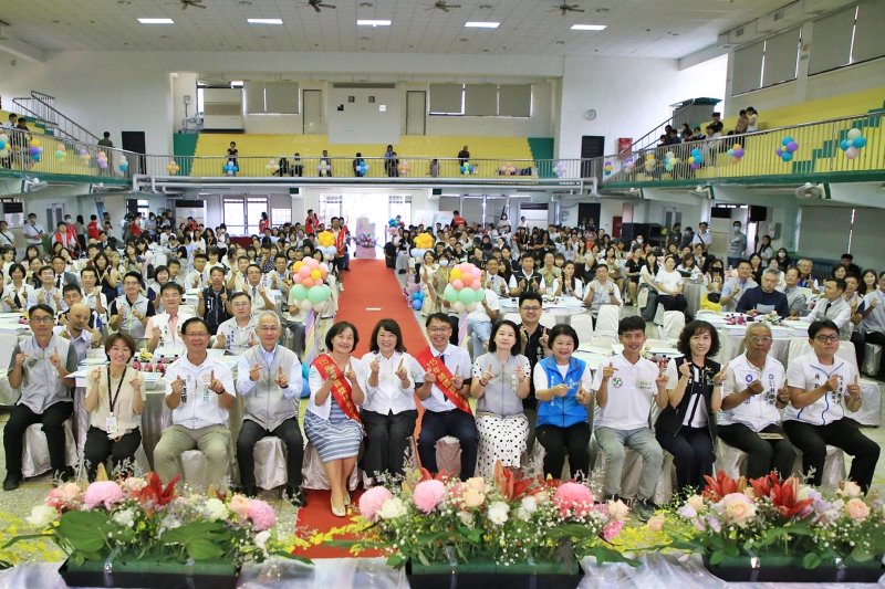 教師節向杏壇致敬　黃敏惠：明年敬師禮金提高至2千元