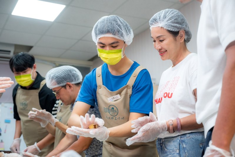 柯志恩強調,一座城市不能只強調蓋了多少重大建設,更要看政府是否能承擔更多責任 柯志恩強調,一座城市不能只強調蓋了多少重大建設,更要看政府是否能承擔更多責任