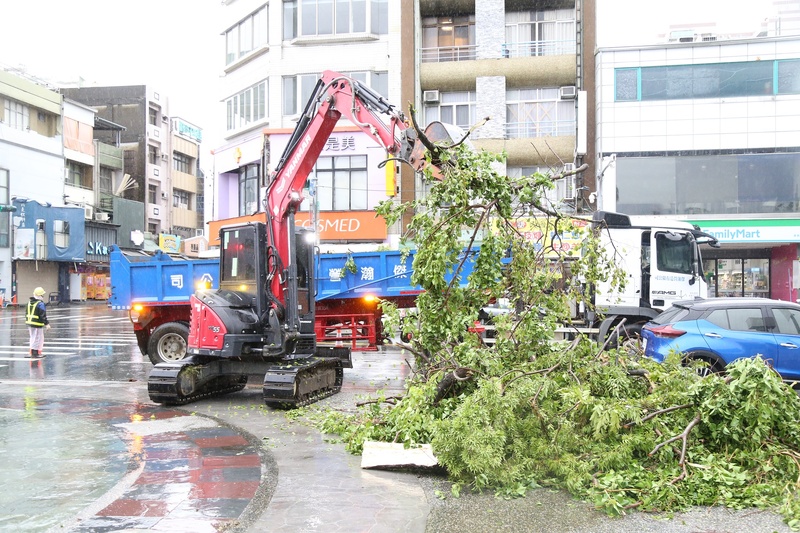 【分析報導】丹娜絲風災重創南台灣　電力綠能雙危機　中央地方動員災後復原